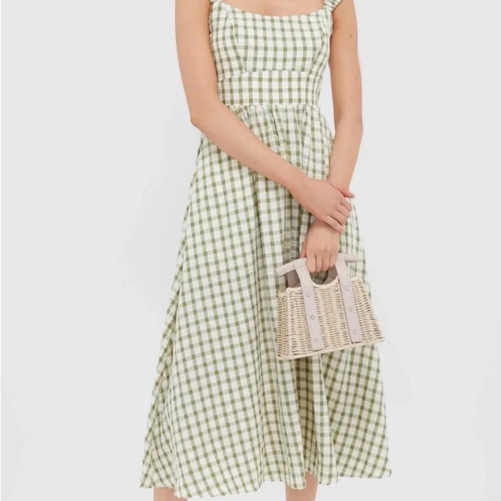 NWT TUCKERNUCK Sage Gingham Seersucker Amy Dress
Sage Gingham / M - Picture 1 of 4